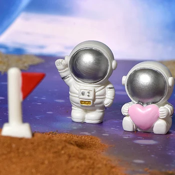 Статуэтка мини-астронавта Ракета-космонавт Декор космического корабля в виде микроландшафта из смолы Статуэтка астронавта в мини-тематике